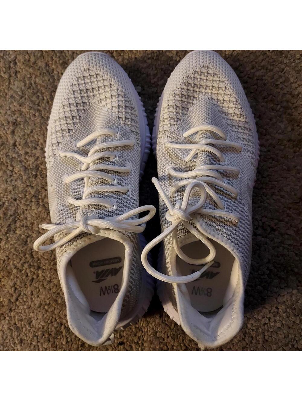 White Avia Sneaker Shoes Women 8.5